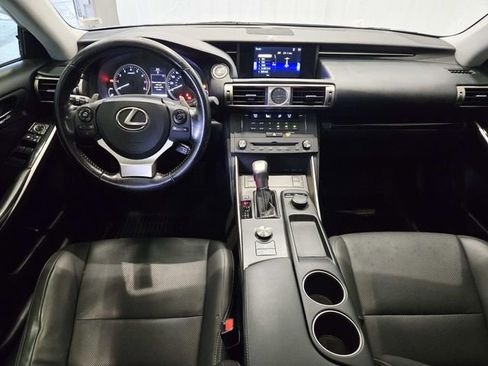 Used 2016 Lexus IS 300 AWD image 7