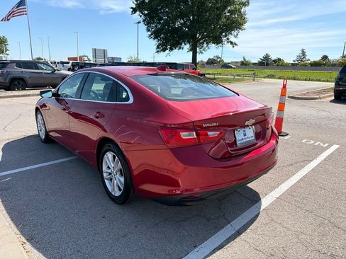 Used 2016 Chevrolet Malibu LT w/ Leather Package FWD image 5