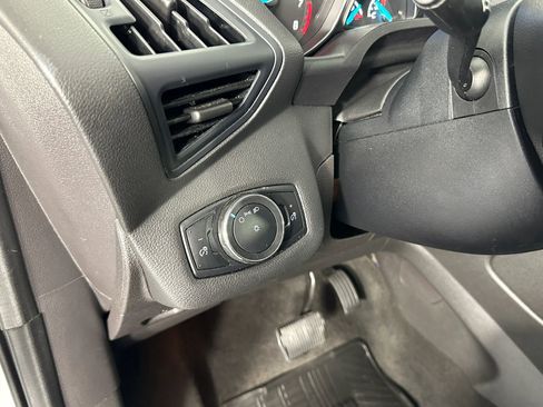 Used 2014 Ford Escape S FWD image 30