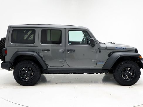 Used 2023 Jeep Wrangler Unlimited w/ Sun & Screen Package image 3