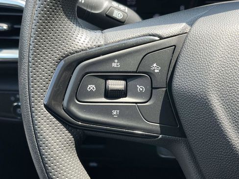 Used 2023 Chevrolet TrailBlazer LT FWD image 19