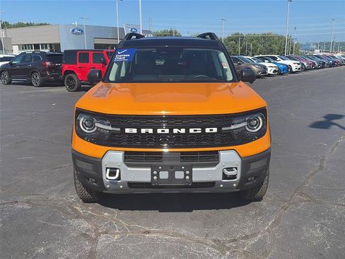 Certified 2026 Ford Bronco Sport Badlands w/ Sasquatch Badlands Package AWD/4WD image 8