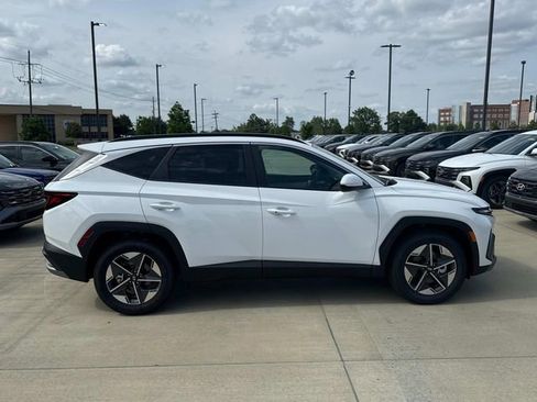 New 2026 Hyundai Tucson SEL FWD image 11