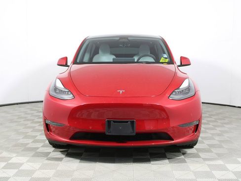 Used 2022 Tesla Model Y Performance AWD/4WD image 2