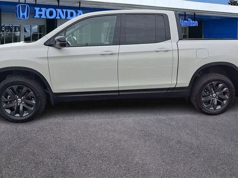 Certified 2025 Honda Ridgeline Sport image 5