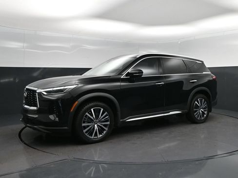 Certified 2023 INFINITI QX60 Sensory w/ Cargo Package AWD/4WD image 3
