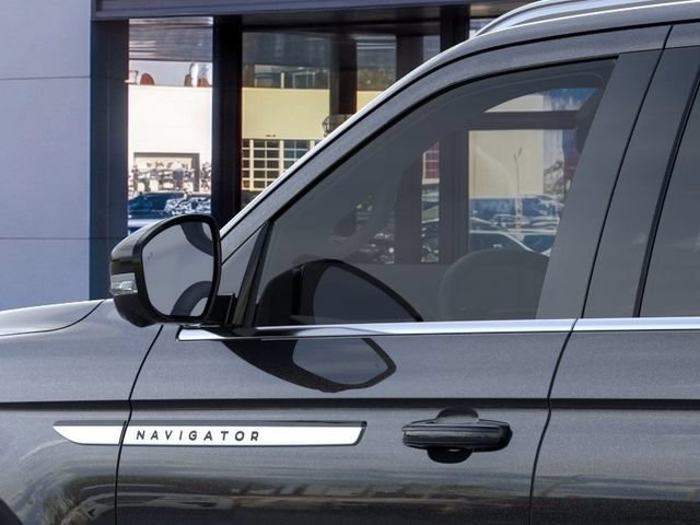 New 2026 Lincoln Navigator Premiere AWD/4WD image 54
