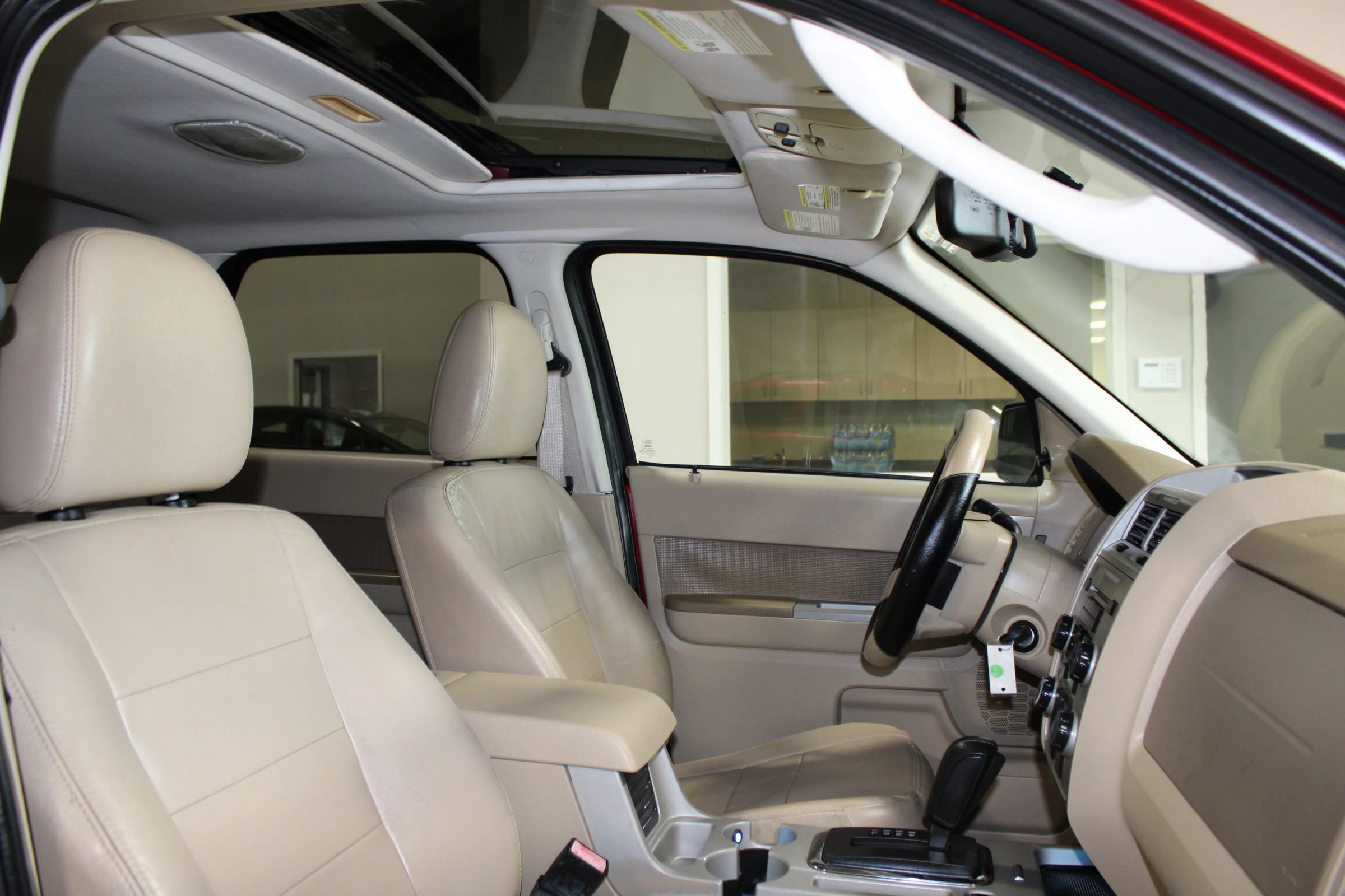 Used 2012 Ford Escape XLT FWD image 27