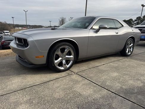 Used 2013 Dodge Challenger R/T Plus image 1