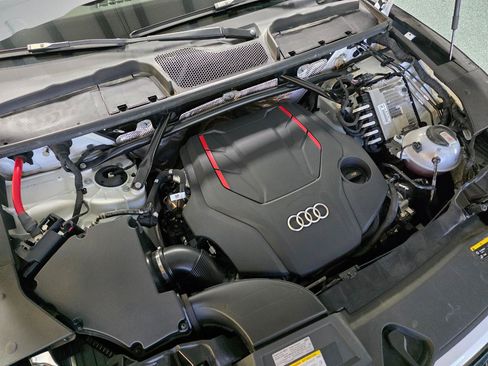 Used 2024 Audi SQ5 Prestige AWD/4WD image 56