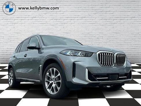 Certified 2026 BMW X5 xDrive40i image 1