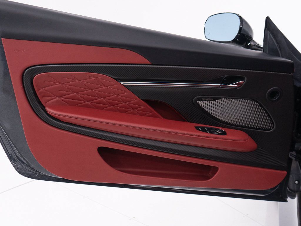 Used 2025 Aston Martin DB12 Convertible RWD image 19