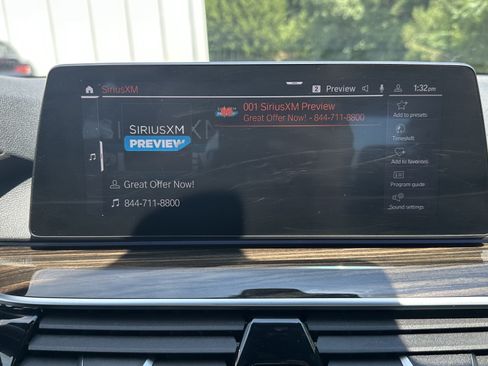 Used 2020 BMW 530i xDrive w/ Premium Package AWD/4WD image 23
