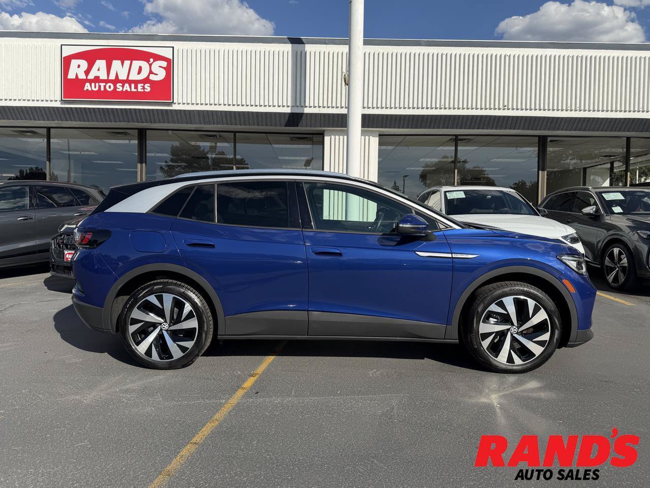 Used 2022 Volkswagen ID.4 Pro S w/ Gradient Package AWD/4WD image 1
