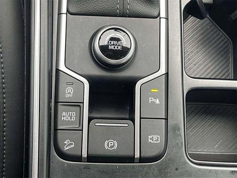 Used 2025 Kia Sorento S w/ Panoramic Sunroof Package image 29