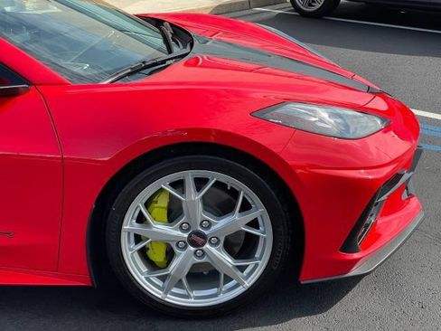 Used 2022 Chevrolet Corvette Stingray Preferred Cpe w/ Z51 Performance Package RWD image 22