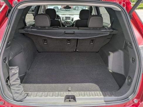 Used 2022 Chevrolet Equinox LT image 12
