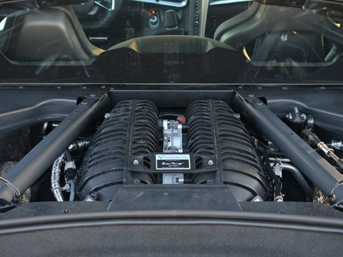 Used 2024 Chevrolet Corvette Z06 image 8