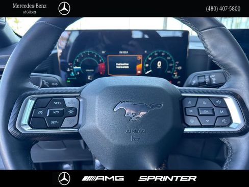 Used 2025 Ford Mustang Convertible RWD image 22