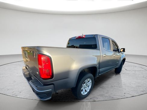 Used 2020 Chevrolet Colorado LT RWD image 3