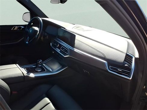 Used 2019 BMW X5 xDrive40i w/ Premium Package 2 image 17