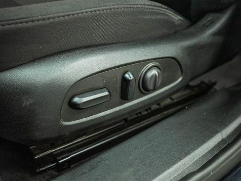 Used 2023 Chevrolet Malibu LT image 14