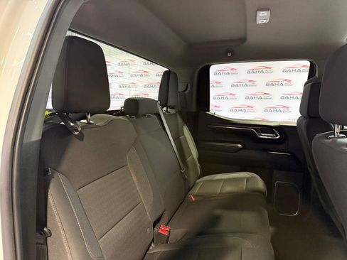 Used 2024 GMC Sierra 1500 SLE image 34