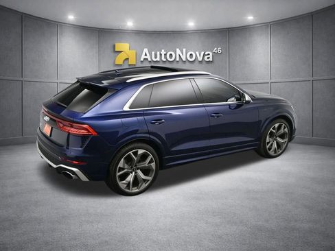 Used 2022 Audi RS Q8 w/ Luxury Package image 50