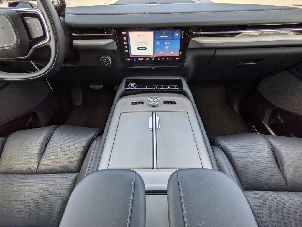 New 2027 Lincoln Navigator Reserve w/ Jet Appearance Package AWD/4WD image 20