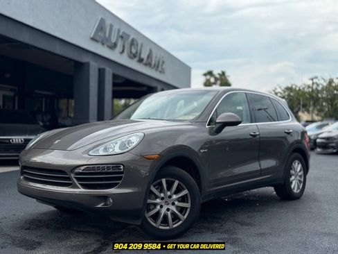 Used 2014 Porsche Cayenne S AWD/4WD image 1