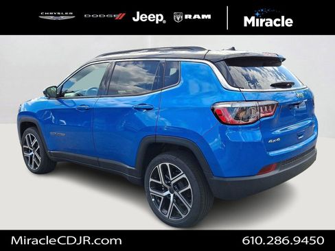 New 2025 Jeep Compass Limited AWD/4WD image 3