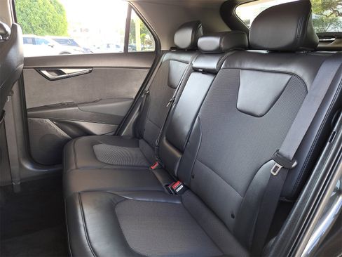 Used 2023 Kia Niro EX Touring image 13