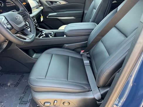 New 2026 Chevrolet Traverse LT w/ Midnight/Sport Edition FWD image 13
