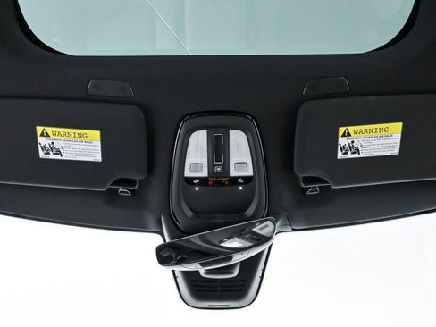 Used 2026 Volvo XC90 B6 Plus w/ Protection Package Premier AWD/4WD image 19