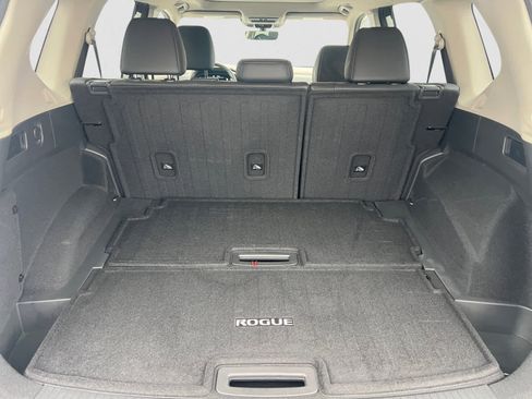 Certified 2023 Nissan Rogue Platinum w/ Platinum Premium Package image 5