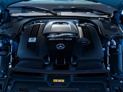 Used 2025 Mercedes-Benz SL 55 AMG 4MATIC image 38