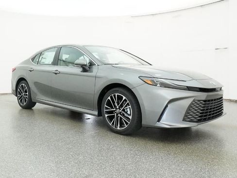 New 2026 Toyota Camry XLE image 29