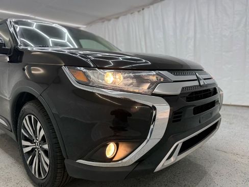 Used 2019 Mitsubishi Outlander SEL image 36