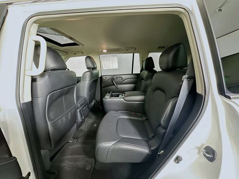 Used 2024 INFINITI QX80 Luxe w/ Cargo Package image 27