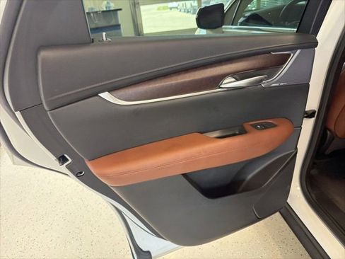 Used 2023 Cadillac XT5 Premium Luxury AWD/4WD image 49
