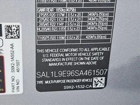 Used 2025 Land Rover Range Rover Sport Dynamic SE image 23