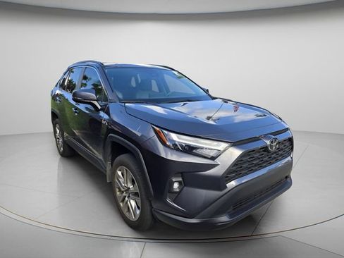 Used 2024 Toyota RAV4 XLE Premium image 4