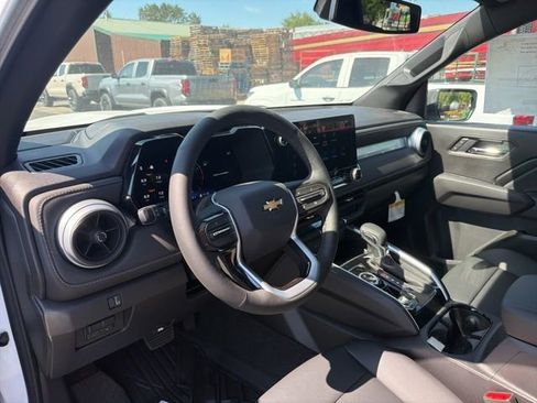 New 2026 Chevrolet Colorado LT w/ LT Convenience Package AWD/4WD image 23