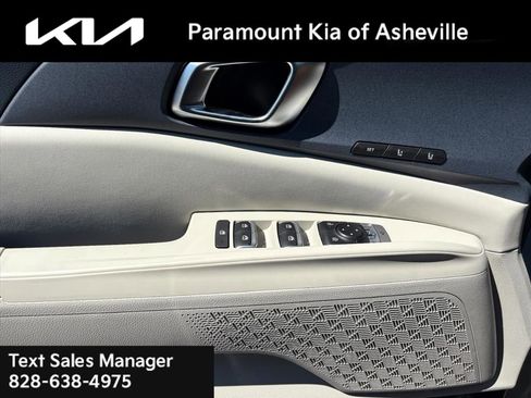 New 2026 Kia Carnival SX image 25