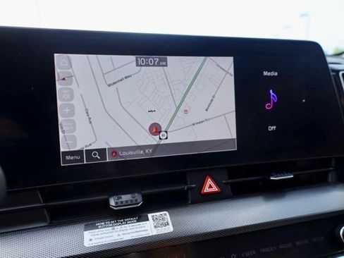 Used 2023 Kia Sportage SX FWD image 5