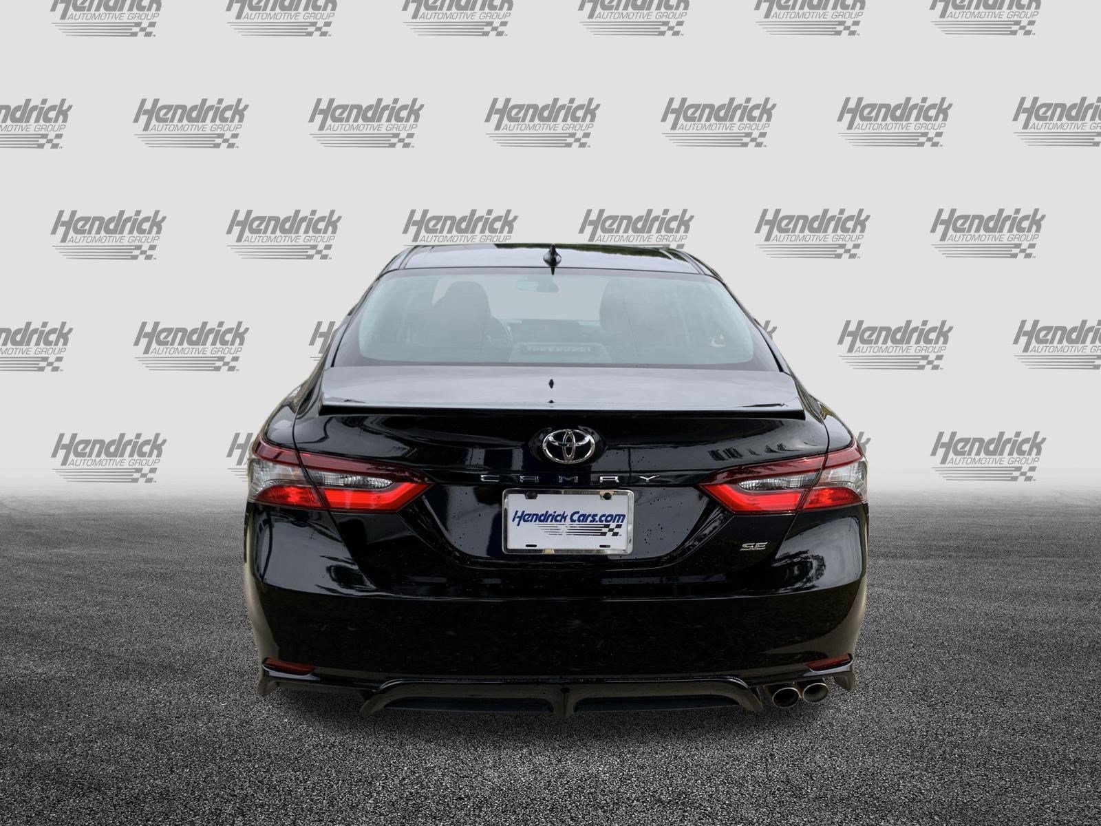 Used 2021 Toyota Camry SE FWD image 9