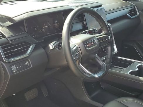 Used 2024 GMC Acadia Elevation w/ LPO, Floor Liner Package FWD image 9