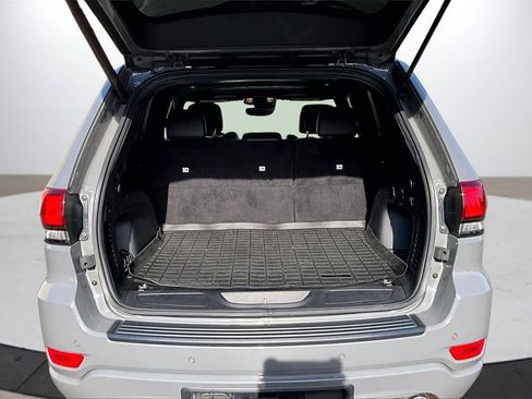 Certified 2022 Jeep Grand Cherokee Laredo X image 26