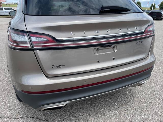 Used 2019 Lincoln Nautilus Reserve w/ Ultimate Package FWD image 12