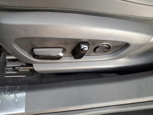 New 2025 Lexus ES 350 w/ Premium Package image 12